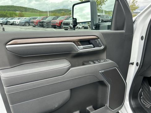New 2026 Chevrolet Silverado 3500 LT w/ Trail Boss Package AWD/4WD image 20