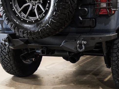 Used 2021 Jeep Wrangler Unlimited Rubicon AWD/4WD image 37