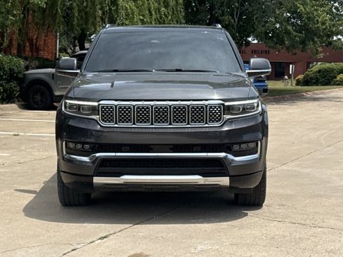 Used 2022 Jeep Grand Wagoneer Series I AWD/4WD image 2