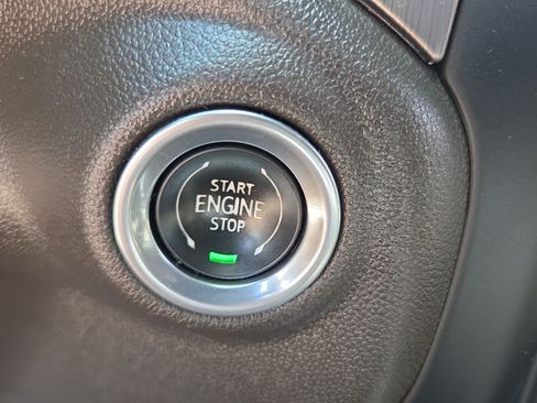 Used 2020 GMC Sierra 1500 Denali w/ Denali Ultimate Package AWD/4WD image 22