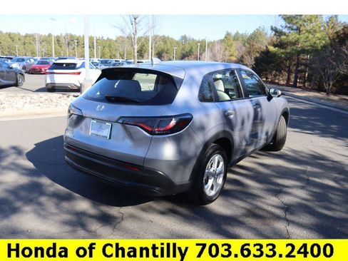 Certified 2023 Honda HR-V LX image 7