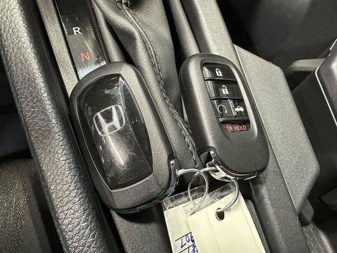 Certified 2025 Honda Accord LX image 28