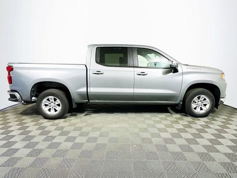 Used 2025 Chevrolet Silverado 1500 LT image 9