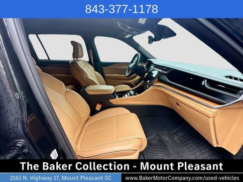 Used 2025 Jeep Grand Cherokee L Summit w/ Advanced Protech Group IV AWD/4WD image 31