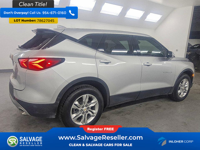 Used 2021 Chevrolet Blazer LT AWD/4WD image 4