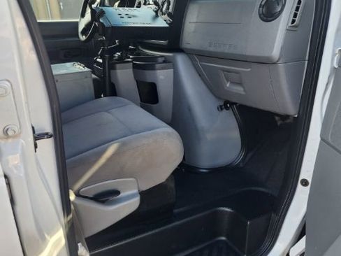 Used 2012 Ford E-250 and Econoline 250 w/ PWR Group image 21