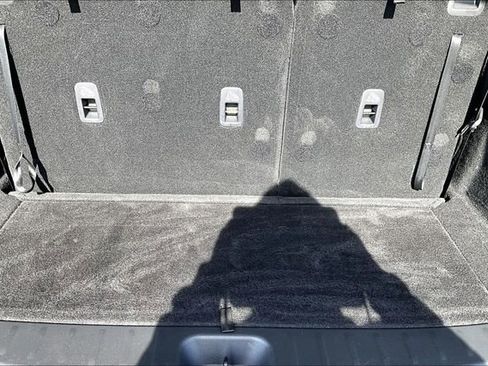 Used 2023 Nissan Pathfinder Platinum image 27