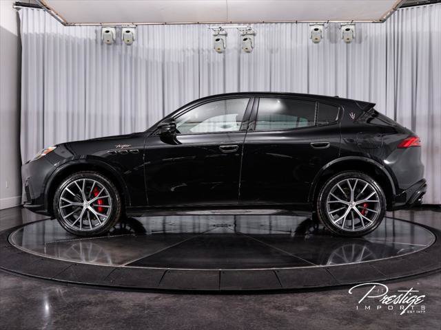 Used 2023 Maserati Grecale Trofeo AWD/4WD image 6