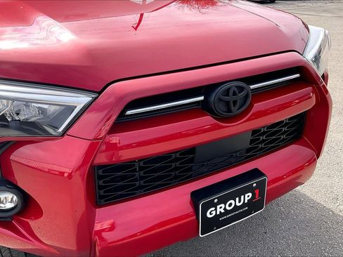 Used 2023 Toyota 4Runner SR5 image 28