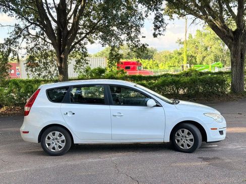 Used 2011 Hyundai Elantra GLS image 5