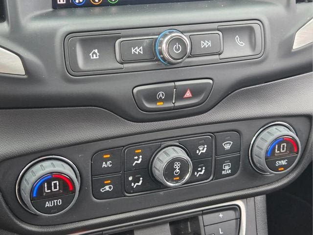 Used 2023 GMC Terrain SLE w/ Driver Convenience Package FWD image 27