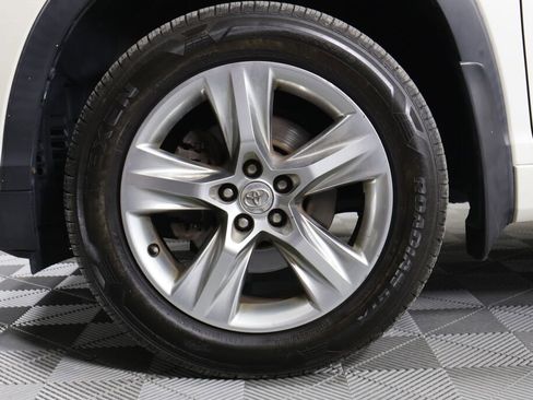 Used 2015 Toyota Highlander Limited image 9