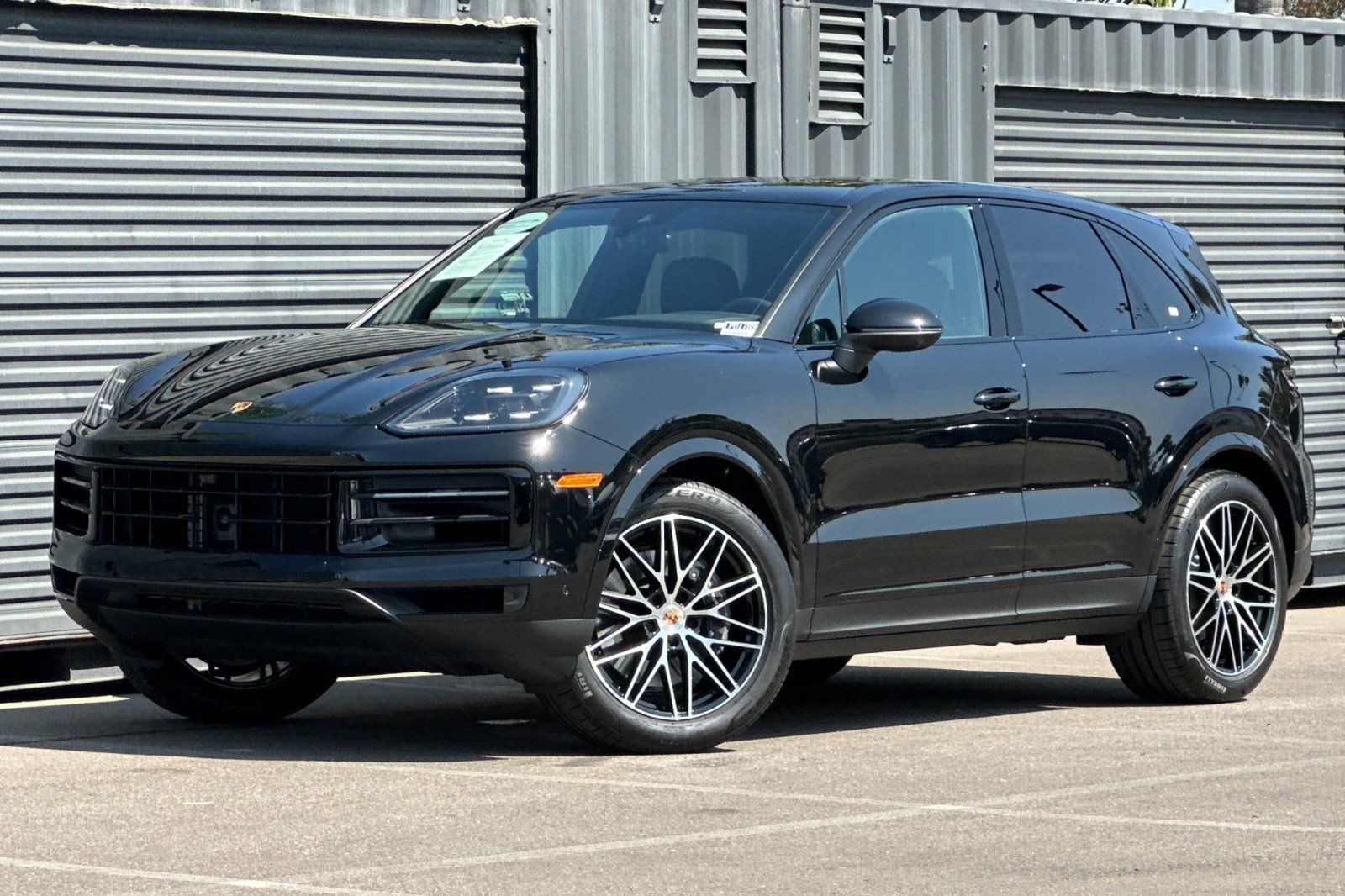 Used 2026 Porsche Cayenne AWD/4WD image 1