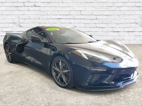 Used 2021 Chevrolet Corvette Stingray Preferred Cpe w/ Z51 Performance Package RWD image 5