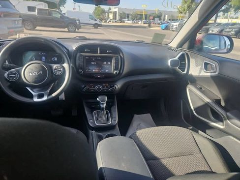 Used 2024 Kia Soul LX w/ Option Group 015 FWD image 10