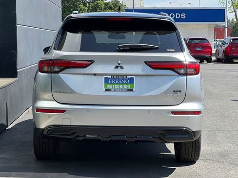 New 2025 Mitsubishi Outlander SEL Black Edition image 6
