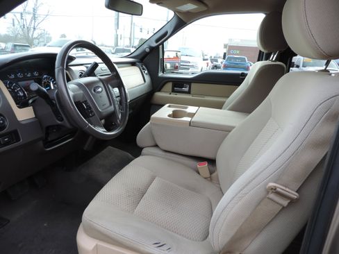 Used 2013 Ford F150 XLT w/ Luxury Equipment Group image 6