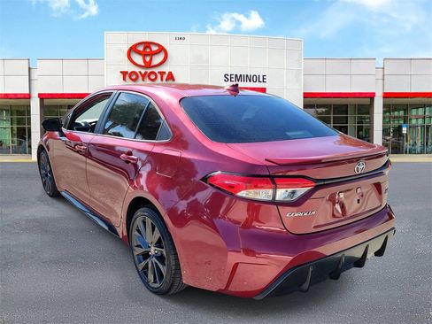 Used 2024 Toyota Corolla SE image 4