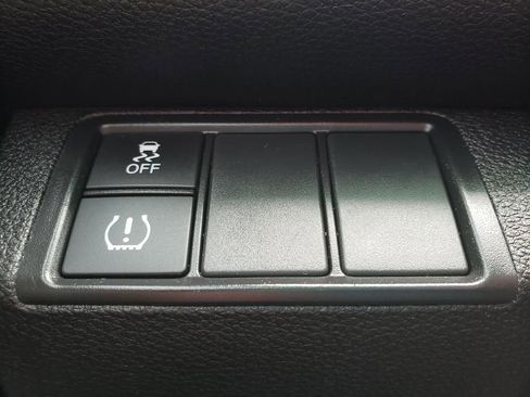 Used 2018 Honda Civic Sport image 19