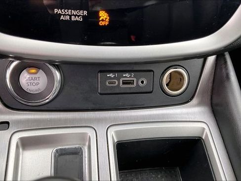 Used 2023 Nissan Murano SV image 34