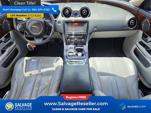 Used 2011 Jaguar XJ RWD image 11