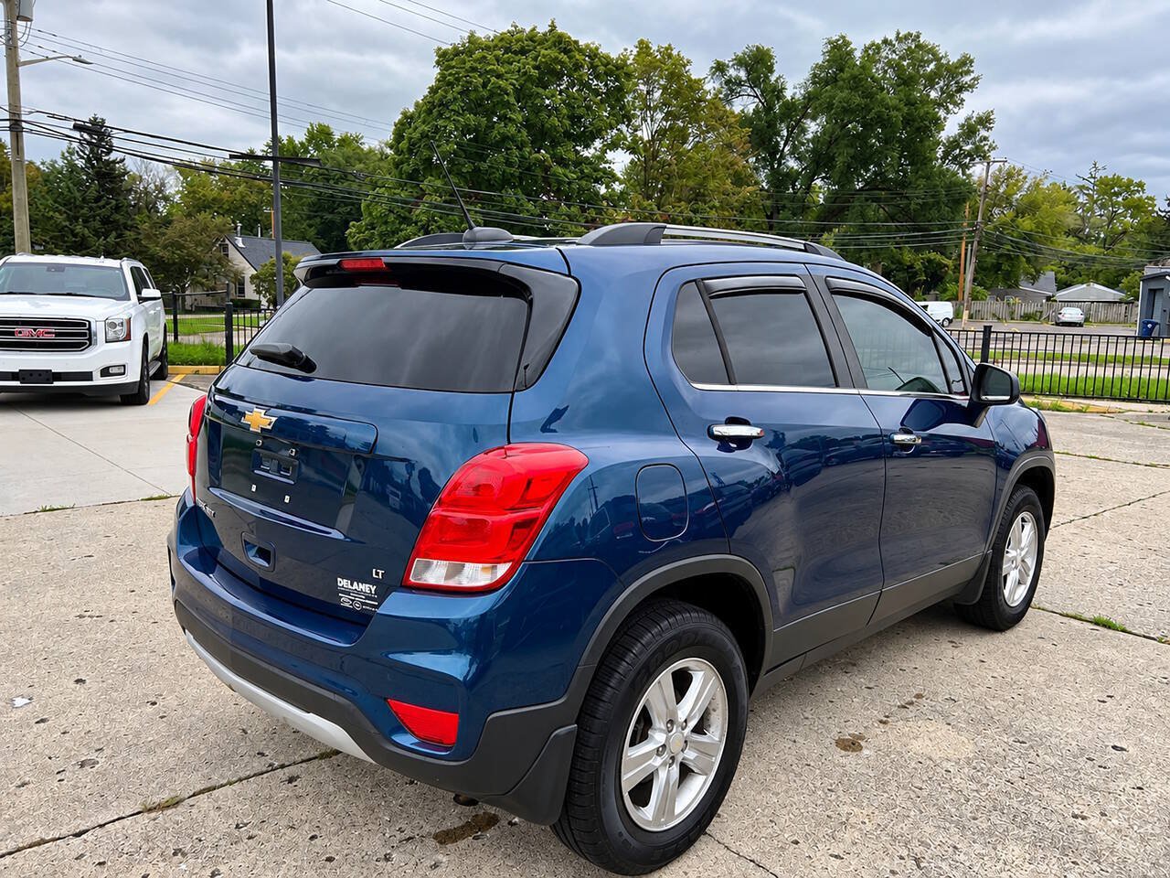 Used 2019 Chevrolet Trax LT w/ LT Convenience Package AWD/4WD image 7