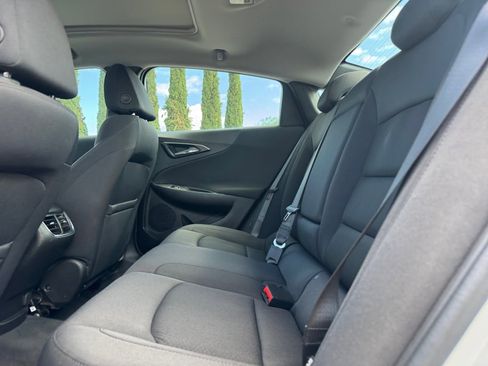 Used 2022 Chevrolet Malibu LT FWD image 18