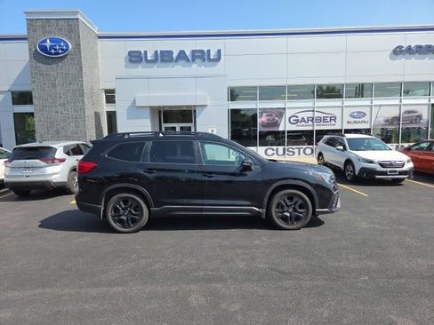 Used 2023 Subaru Ascent Onyx Edition AWD/4WD image 5