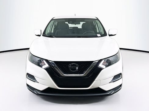 Used 2021 Nissan Rogue Sport S image 2