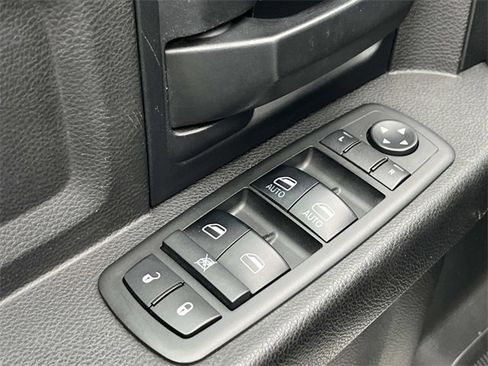 Used 2018 RAM 2500 Tradesman w/ Cold Weather Group image 29