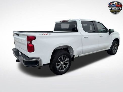 Used 2023 Chevrolet Silverado 1500 LT AWD/4WD image 6