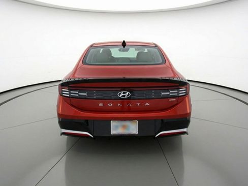Used 2025 Hyundai Sonata SEL FWD image 7