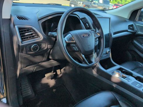 Used 2024 Ford Edge SEL AWD/4WD image 10