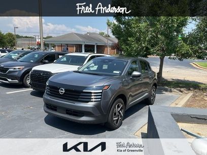 Used 2025 Nissan Kicks SV
