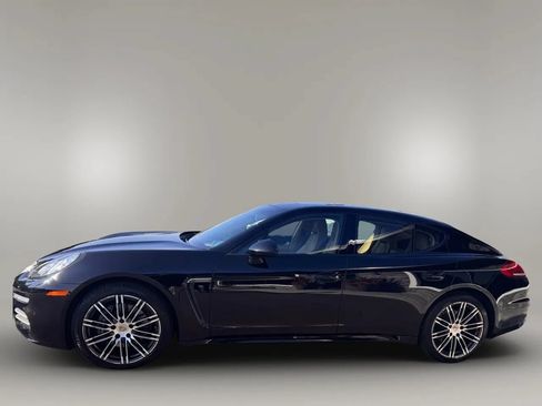 Used 2015 Porsche Panamera 4 AWD/4WD image 4