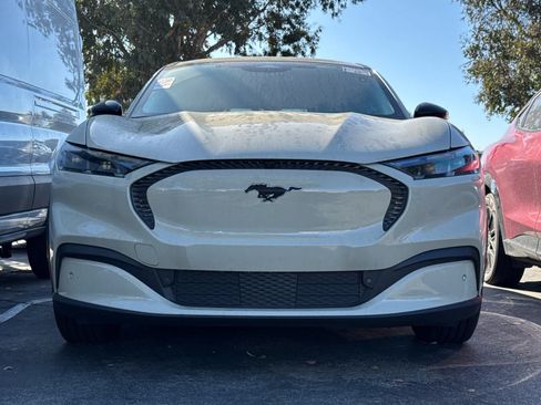 Certified 2025 Ford Mustang Mach-E Select RWD image 2