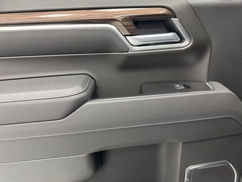 New 2026 Chevrolet Silverado 1500 RST w/ Dark Appearance Package image 26