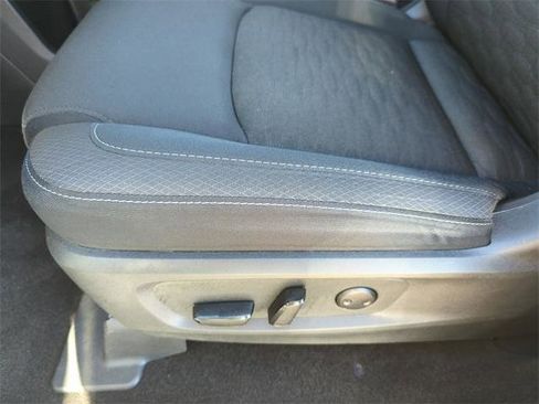 Certified 2023 Nissan Pathfinder SV w/ SV Premium Package image 30