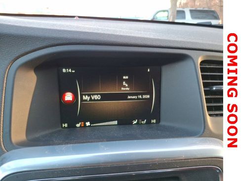 Used 2016 Volvo V60 T5 Cross Country w/ Protection Package image 10