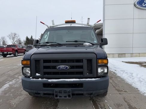 Used 2014 Ford E-350 and Econoline 350 Super Duty w/ Power Group image 2