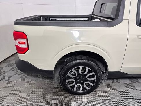 Used 2024 Ford Maverick Lariat image 15