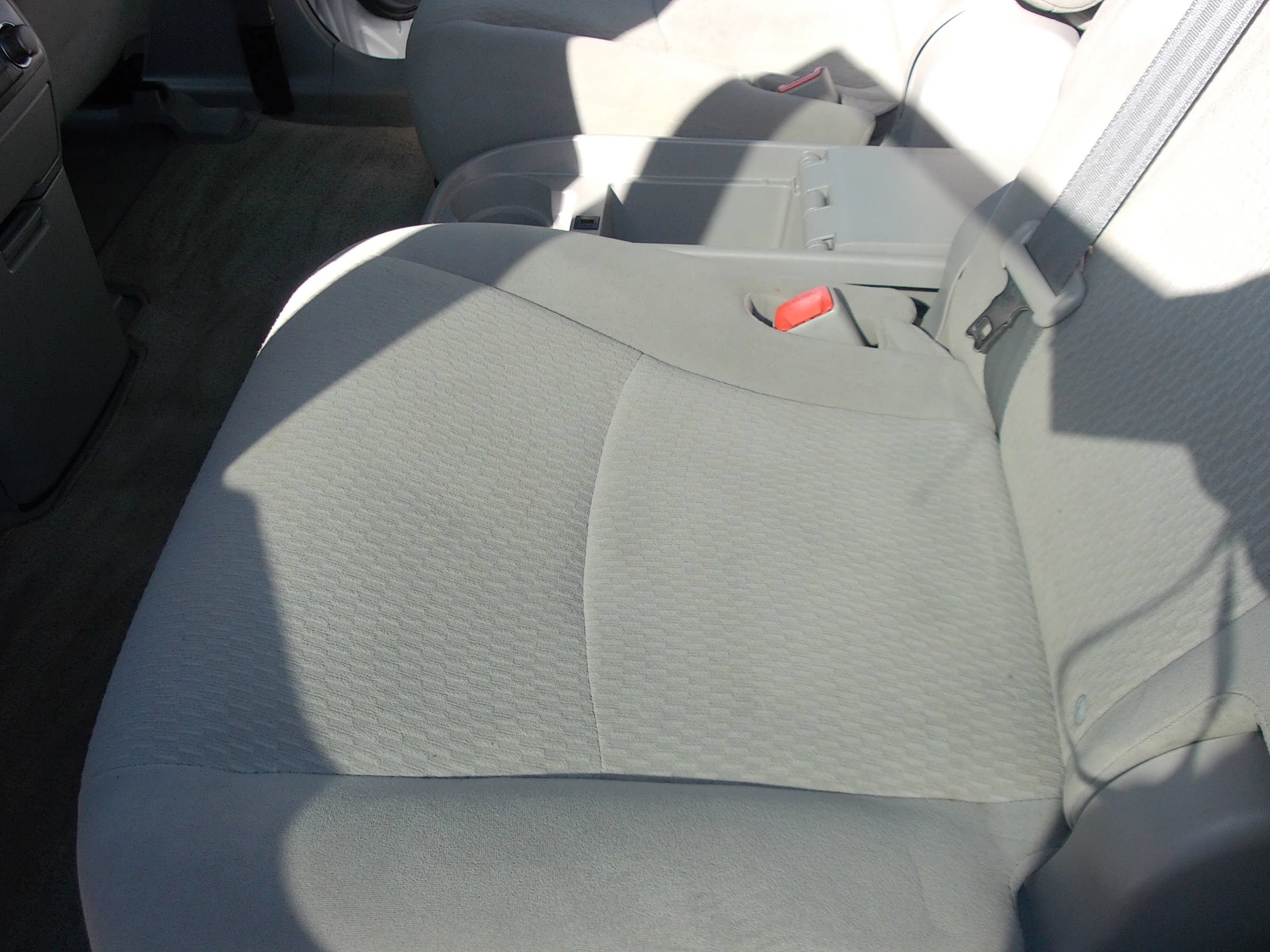 Used 2010 Toyota Highlander 2WD w/ 3rd Row Seat Pkg image 28