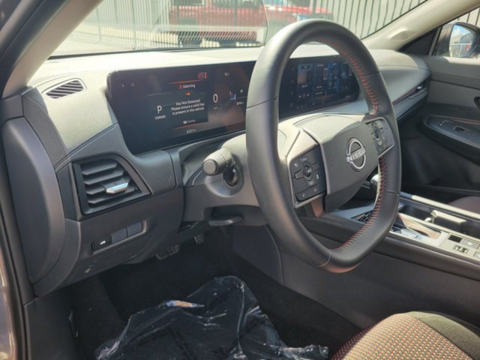 Used 2026 Nissan Sentra SR w/ Floor Mat Package FWD image 13