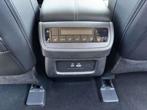 Used 2023 Nissan Pathfinder SL w/ SL Premium Package FWD image 37