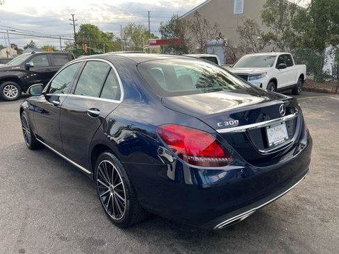 Used 2019 Mercedes-Benz C 300 4MATIC Sedan image 4