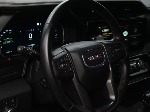 Used 2022 GMC Sierra 1500 AT4 w/ AT4 Premium Package AWD/4WD image 18