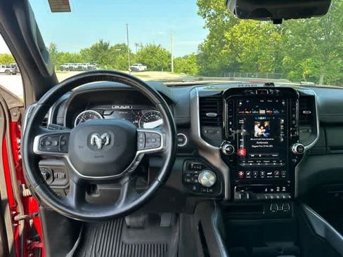 Used 2021 RAM 1500 Laramie AWD/4WD image 8