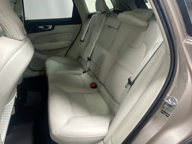 Used 2025 Volvo XC60 T8 Plus w/ Protection Package Premier AWD/4WD image 14