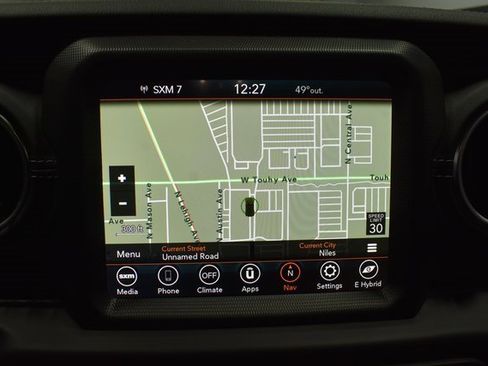 Used 2022 Jeep Wrangler Unlimited Sahara w/ Cold Weather Group image 24