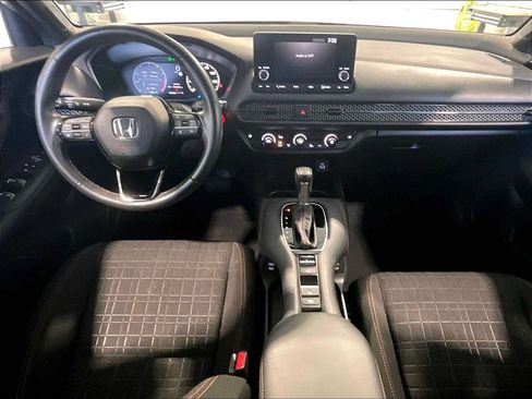 Used 2025 Honda HR-V Sport image 16